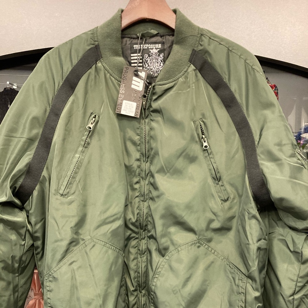 TM Exposure Bomber Jacket (Army Green)